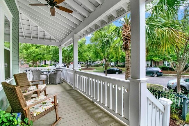 Photo - 1347 Appling Dr