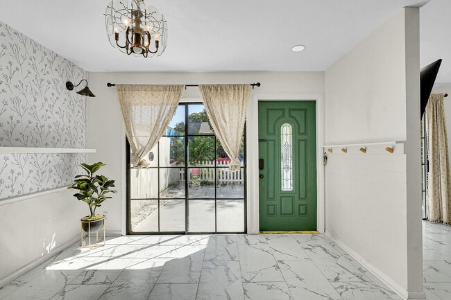 Photo - 9056 Green Meadows Way