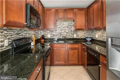 Building Photo - 6659 Jefferson Ave