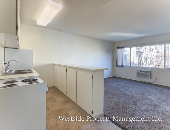 Controlled Access Complex | Prime North Ho... - Controlled Access Complex | Prime North Ho... Apartment Unit 208