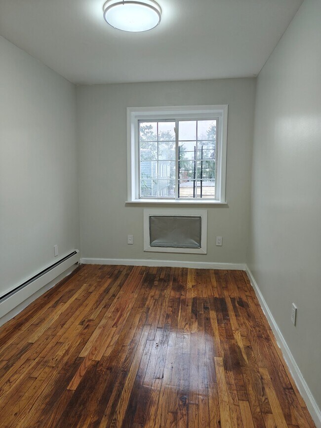 106-30 156th St Unit 2