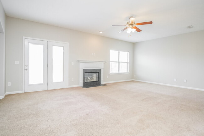 Photo - 2102 Longhunter Chase Dr