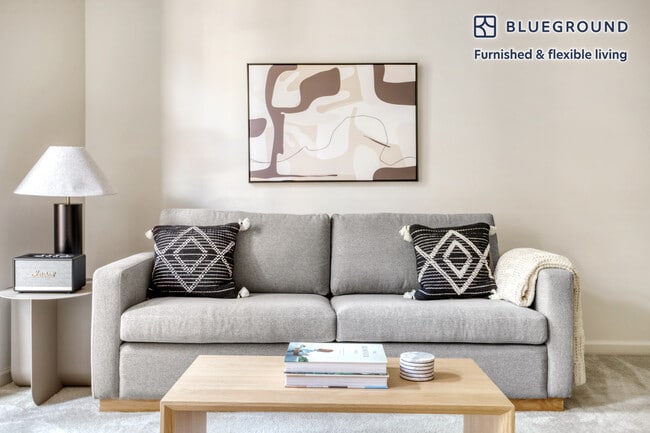 Photo - 305 10th Street South Unidad FL2-ID561