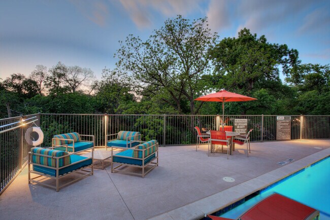 Photo - 27TwentySeven