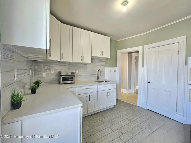 Photo - 1615 Monsey Ave