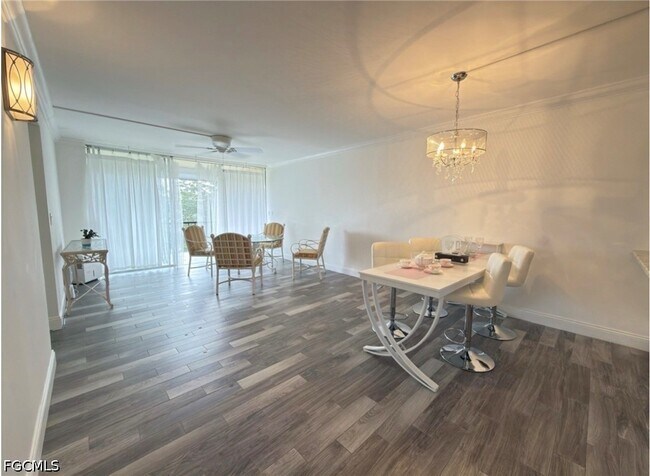 1087 Forest Lakes Dr Unit 306