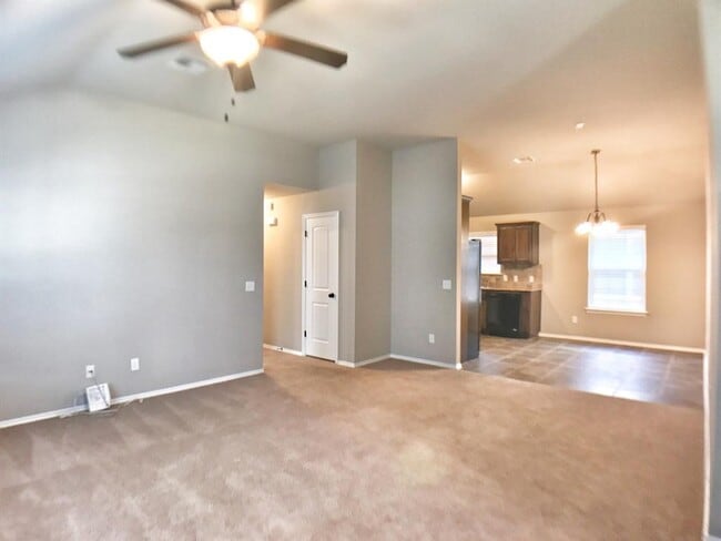 Photo - 19717 Serenade Way