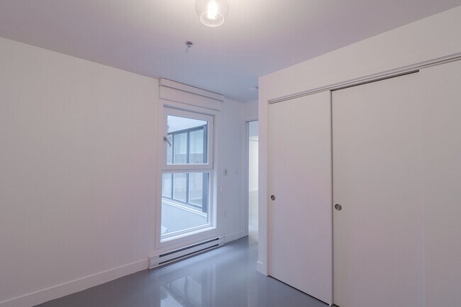 Photo - 4350 Av. de l'Hôtel-de-Ville Unit 405