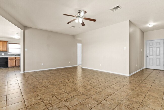 Photo - 3408 Logsdon St