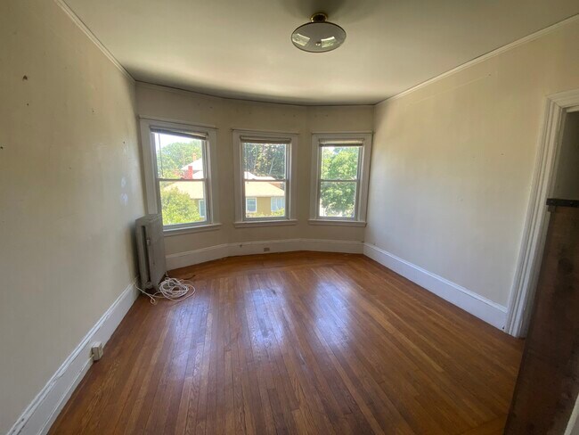 Photo - 86 Hilltop Ave Unit 2