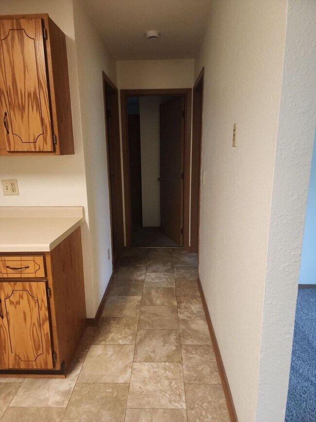 Photo - Spacious 2 Bedroom Apartment in Montgomery – $975.00/month Unidad T1