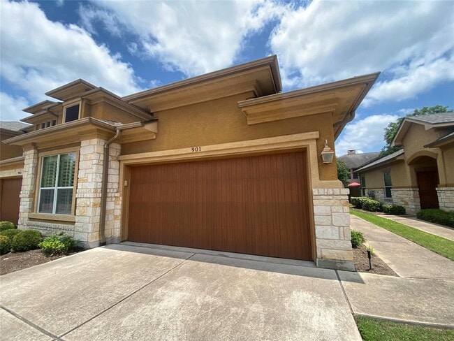 Building Photo - 2210 Onion Creek Pkwy Unit 901 Rental