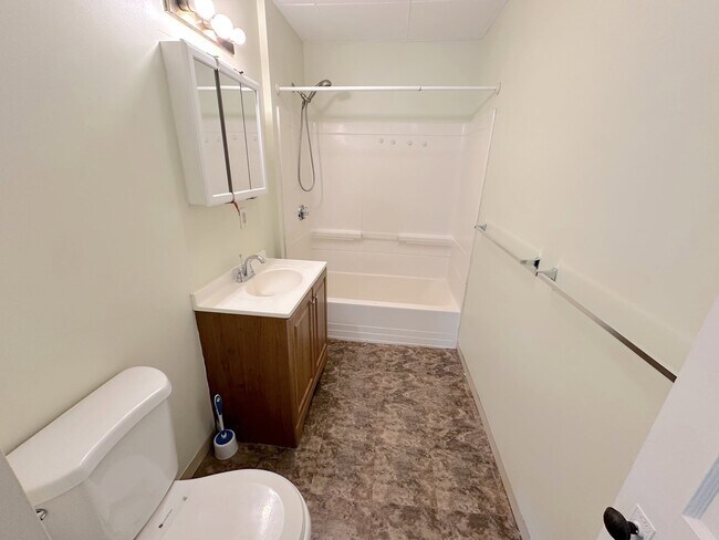 Photo - 10 Lawnfair St Unit 1