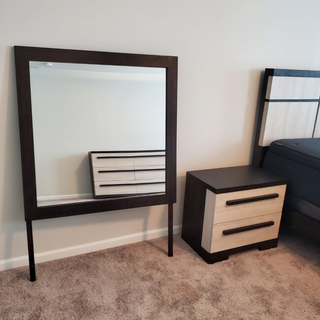 Photo - 16 Roxbury Dr