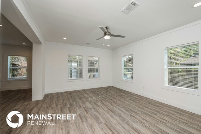 Photo - 3733 Vineyard Dr