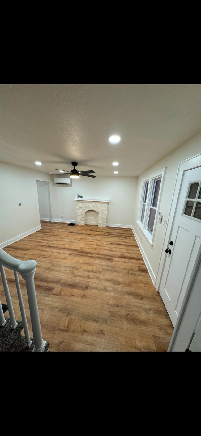 Photo - 120 Arion St