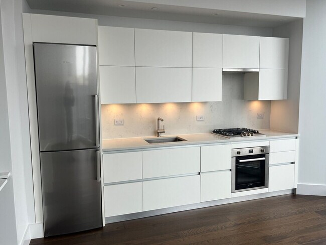 Photo - 605 W 42nd St Unidad SI ID1461699P