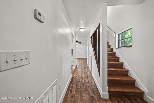 Photo - 2173 Stewart Rd