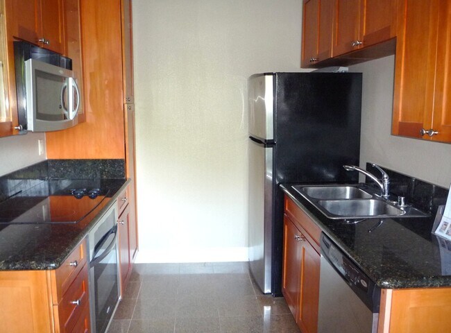 Photo - Spacious La Jolla Studio!