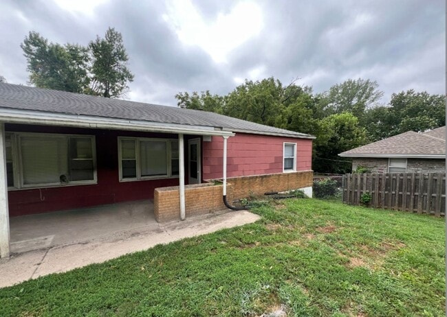 Photo - Freshly Updated 2-Bedroom Duplex with One-...