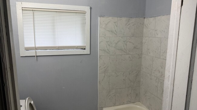 Photo - 1605 Easterling Dr