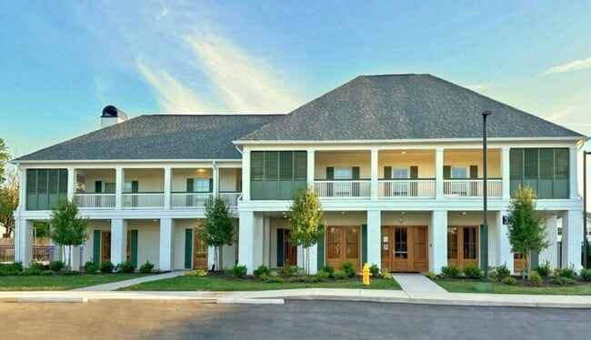 Residents Reunion Clubhouse