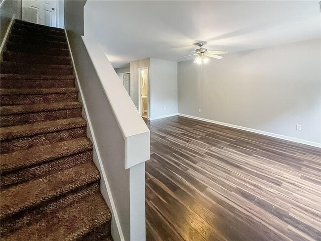 Photo - 184 Hiram Terrace