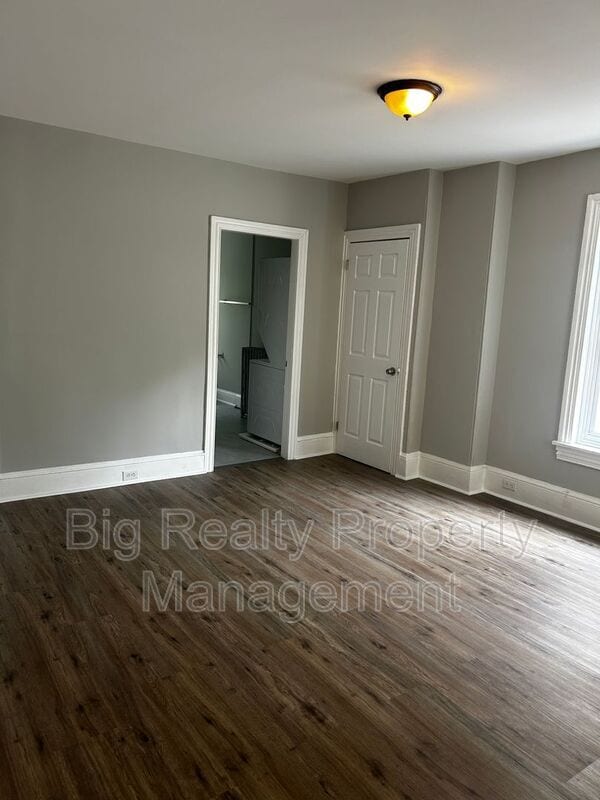 Photo - 262 Beech St Unit 2