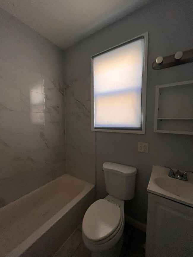 Photo - 143 Pearsall Ave Unit 2