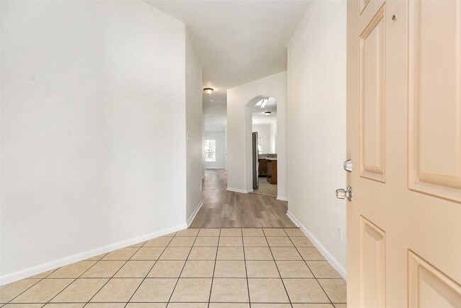 Building Photo - 20122 Goss Hollow Ln Rental
