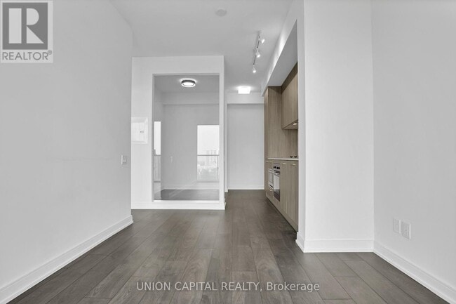 Photo - 3 Gloucester St Unit 1704