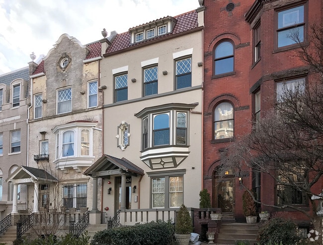 Photo - 2024 16th St NW