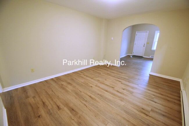 Photo - 426 S Main St