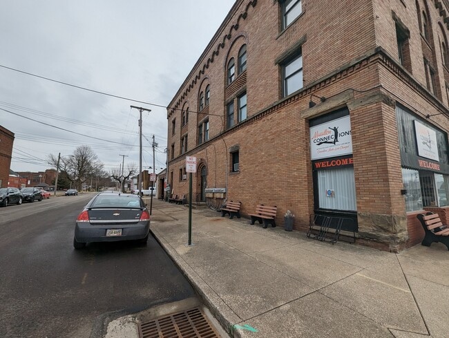 Photo - Oak Erie Building Unit 17 Oak 3