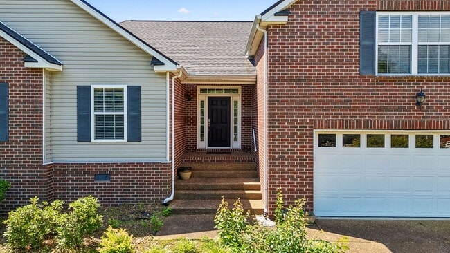 Photo - 2601 Danbury Cir