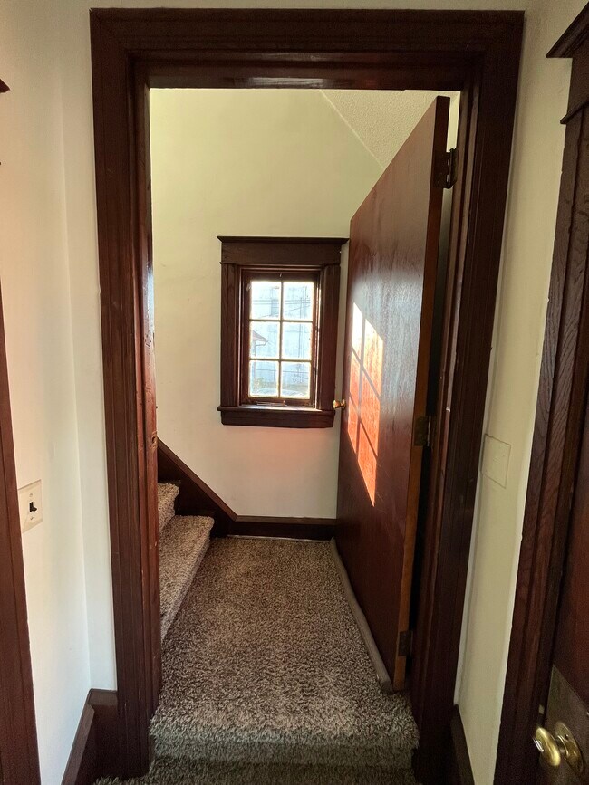 Photo - 913 N York Rd Unit Link Property 2nd Floor