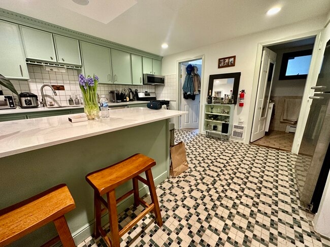 Photo - 8 Fulkerson St Unit 1