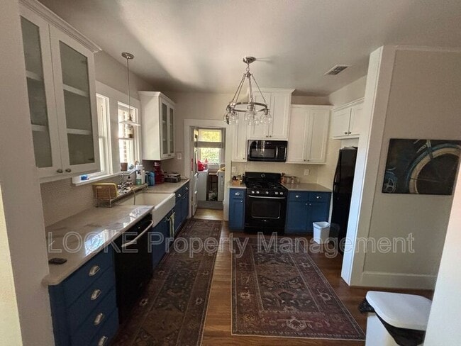 Photo - 2615 Cockrell Ave