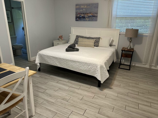 Photo - 1258 Beach Rd Unit 9 Studio