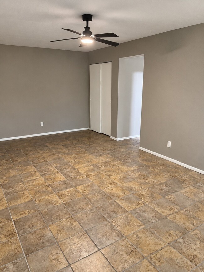 1668 Glen Parker Ave Unit 2