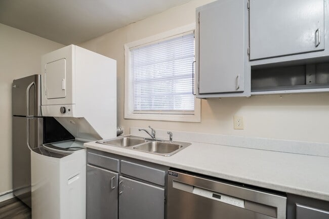 Building Photo - 517 Rutledge Ave Unit A