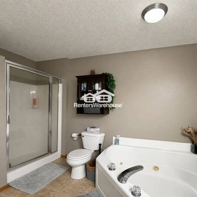 Photo - 400 Horizon Dr SE