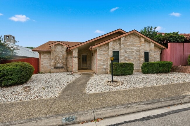 Building Photo - 6118 Windy Knoll