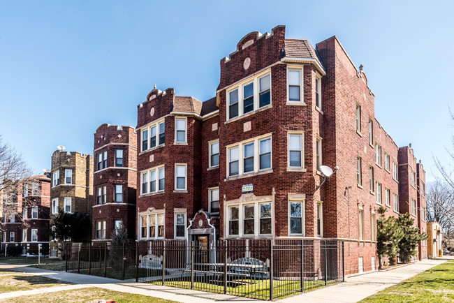 Chatham Chicago, IL Apartments for Rent | 8057 S Dobson Ave - 8057 S Dobson Ave Apartments