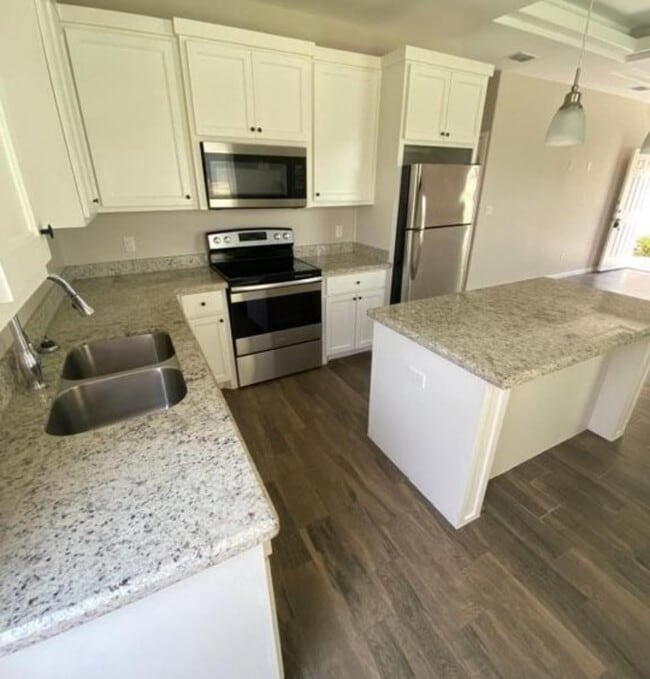 Photo - 2005 Jackson St Unit 4