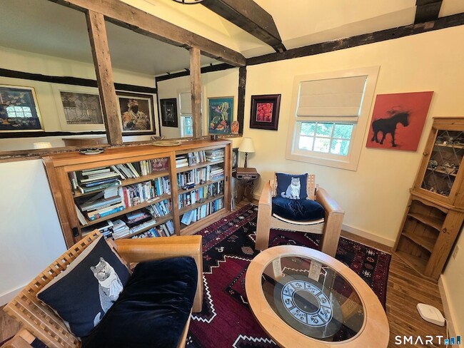 Photo - 1035 Southford Rd