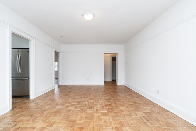 Photo - 110 Wellesley St E Unité 601