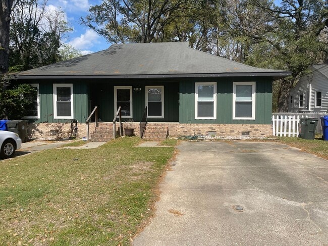 Building Photo - Pinckney Unit B