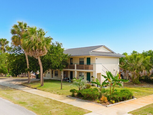 Photo - Coastal Living in the Heart of Daytona Beach Unit 3