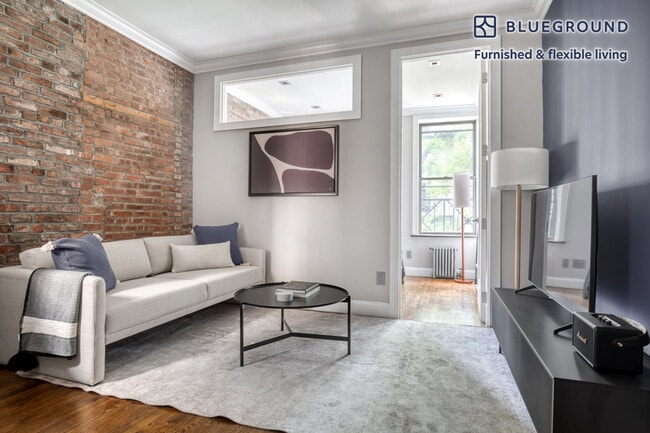 Building Photo - 248 Mott St Rental